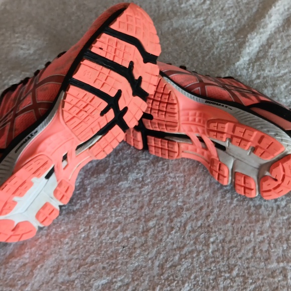 Asics Gel Jadeite Running Shoes - Picture 13 of 16